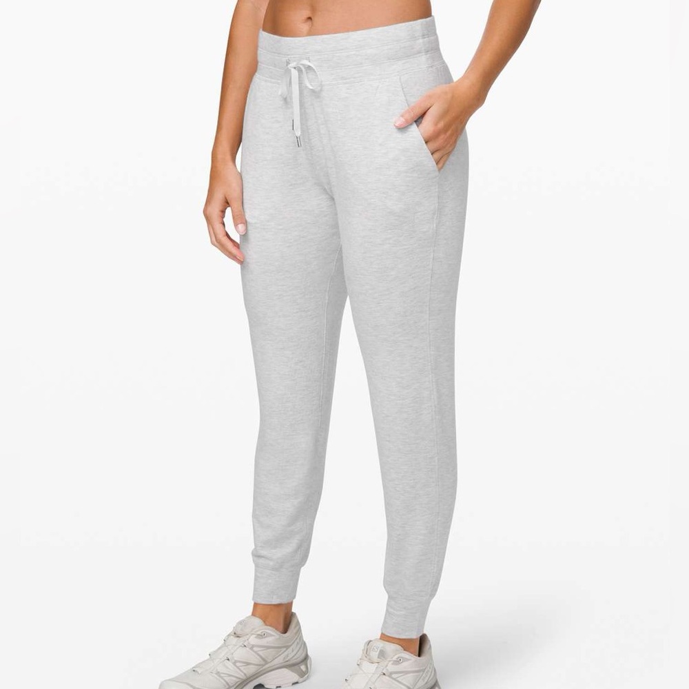 Lulu lemon Light Grey Athletic Joggers